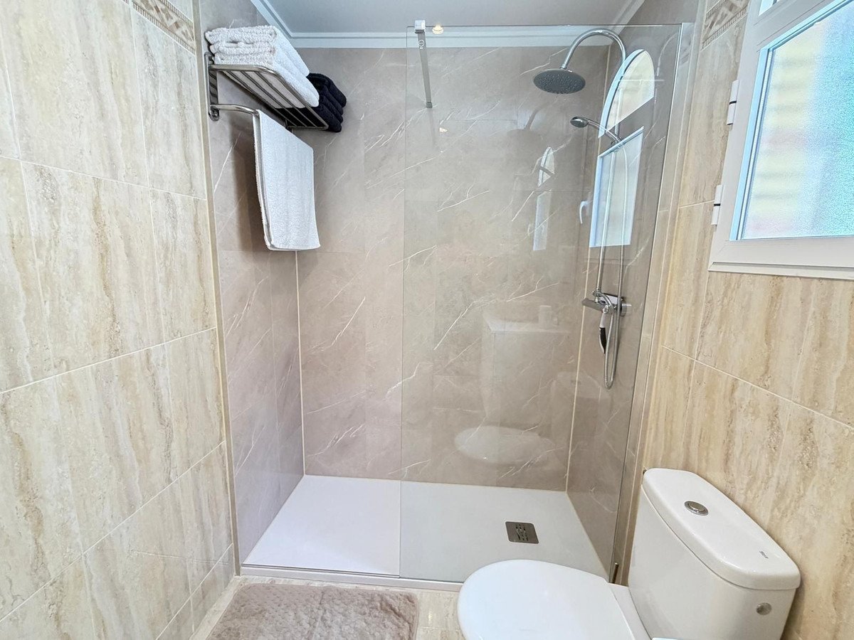 2 Bed Ground Floor Apartment in Orihuela Costa