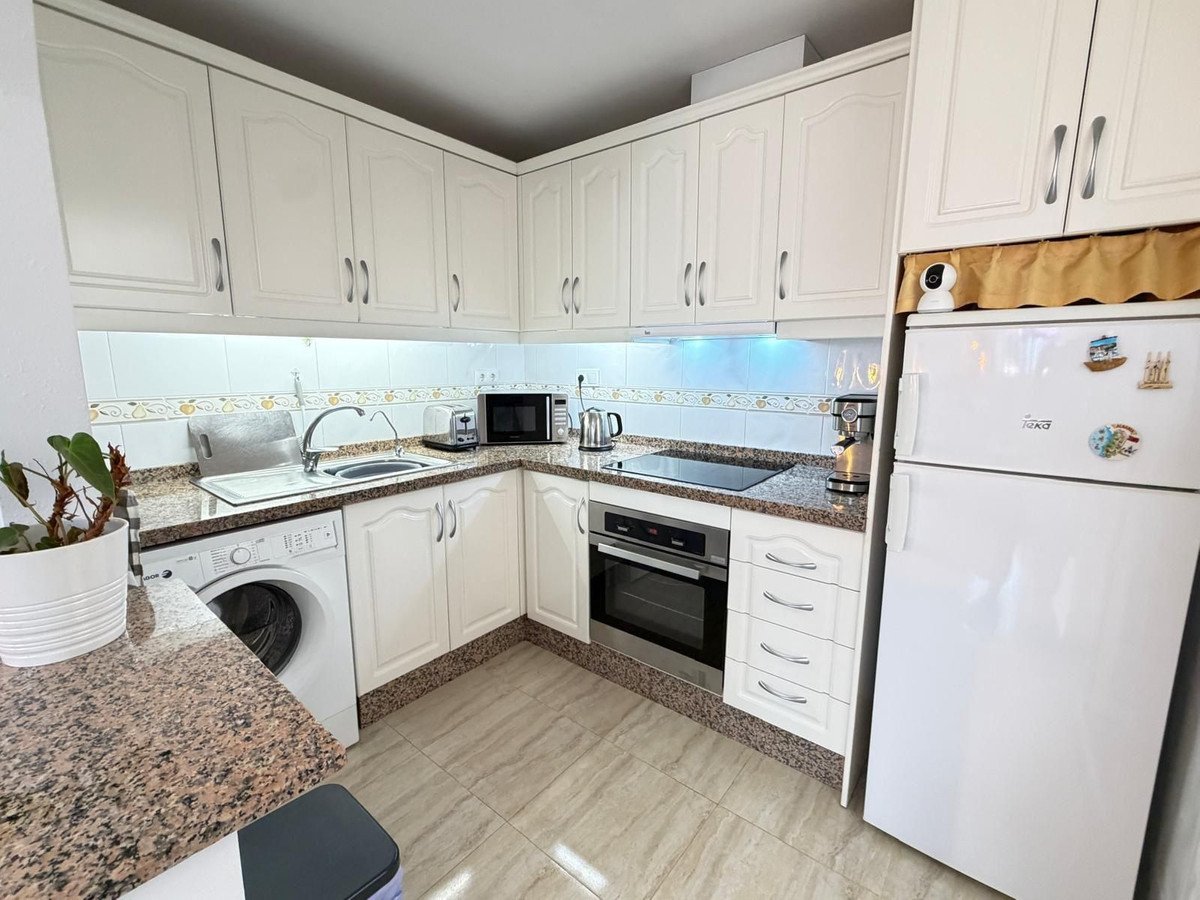 2 Bed Ground Floor Apartment in Orihuela Costa