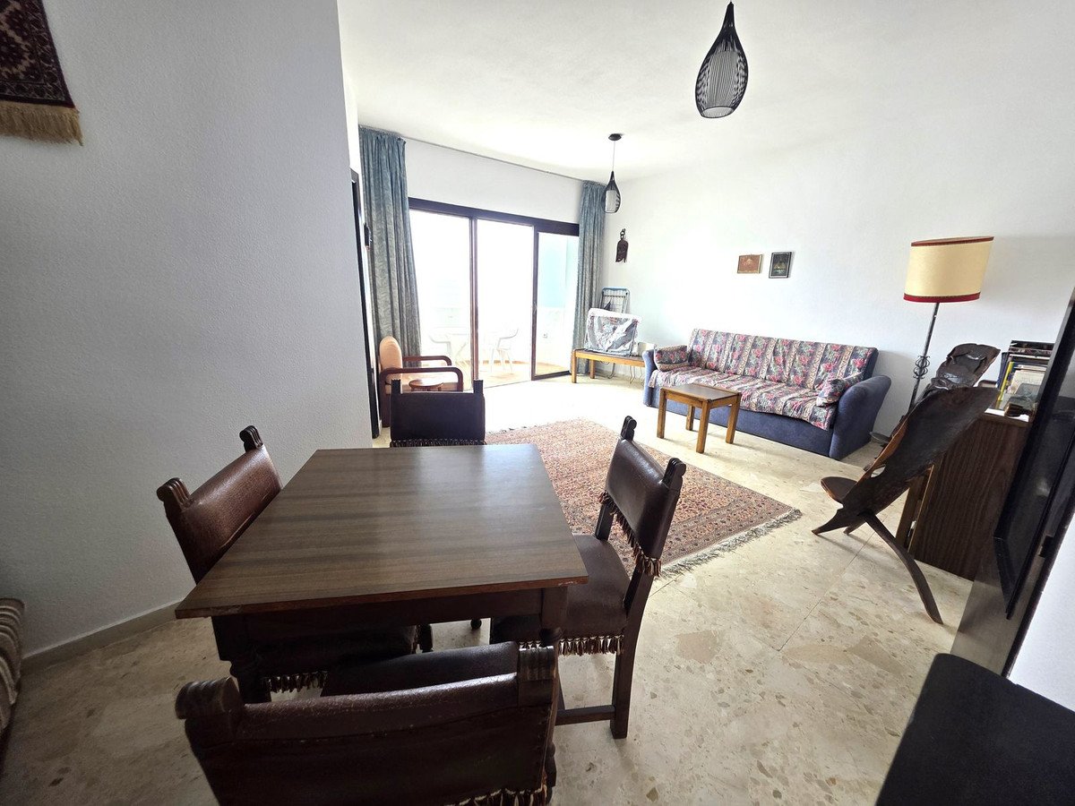 1 Bed Middle Floor Apartment in Calahonda