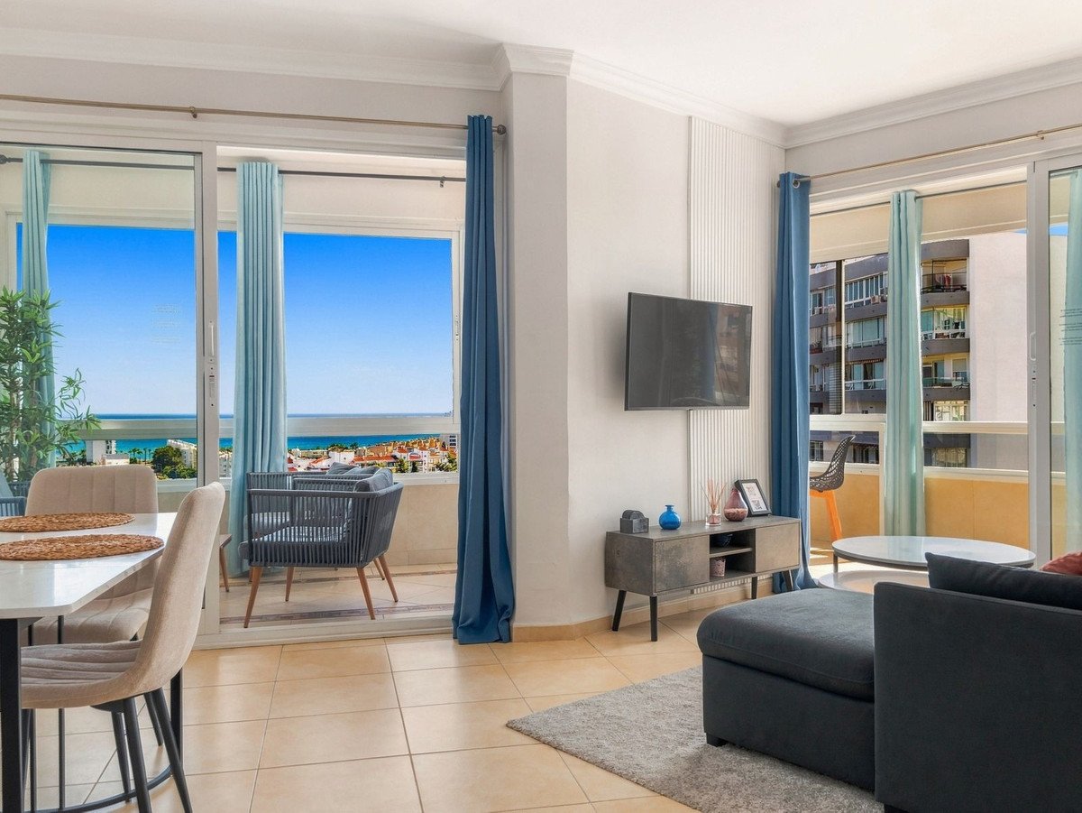 1 Bed Middle Floor Apartment in La Colina