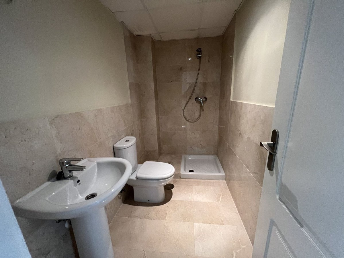 4 Bed Middle Floor Apartment in Mijas Golf
