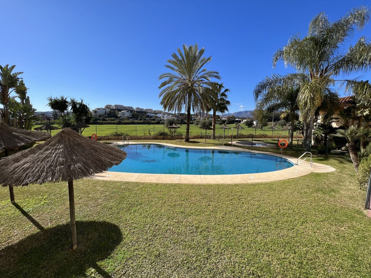 4 Bed Middle Floor Apartment in Mijas Golf