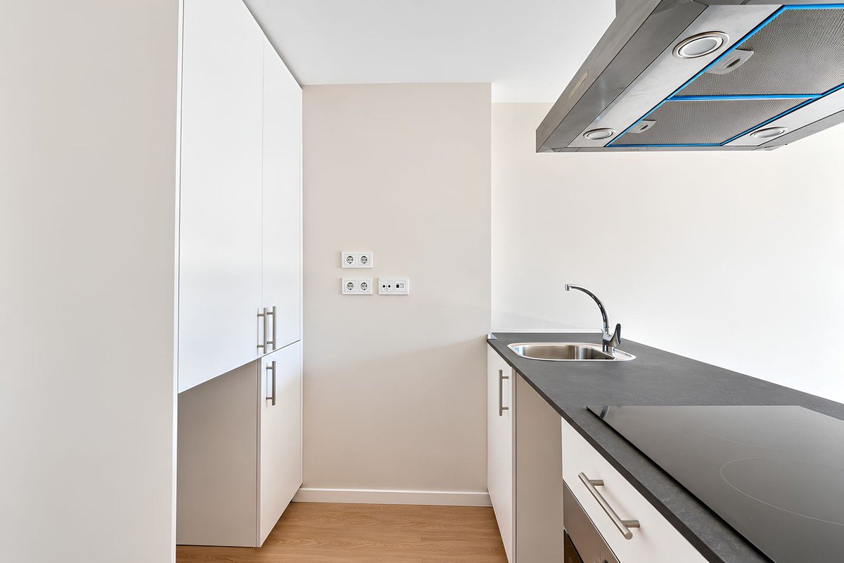 2 Bed Middle Floor Apartment in Las Lagunas