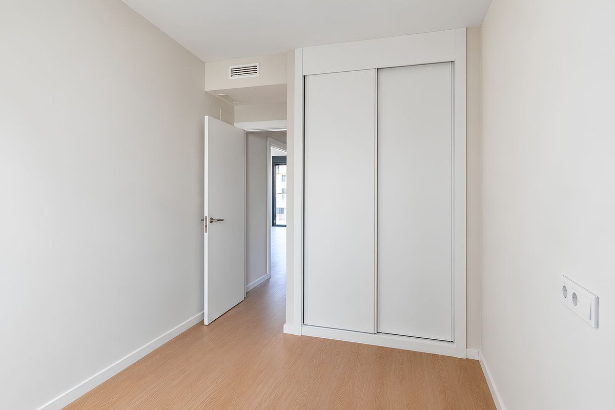 3 Bed Middle Floor Apartment in Las Lagunas