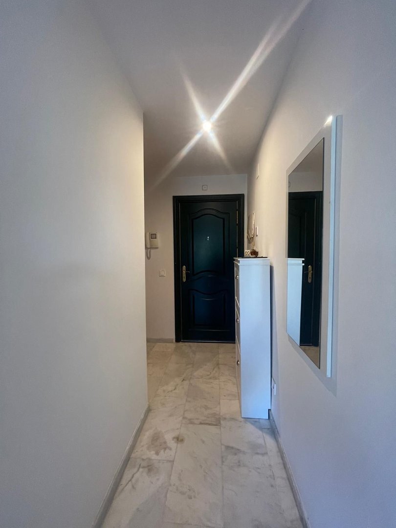 2 Bed Middle Floor Apartment in Fuengirola
