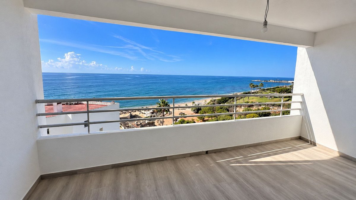 Middle Floor Studio in Calahonda