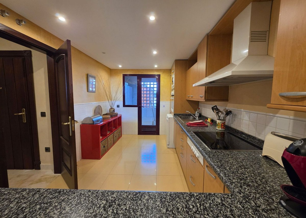 2 Bed Ground Floor Apartment in La Mairena
