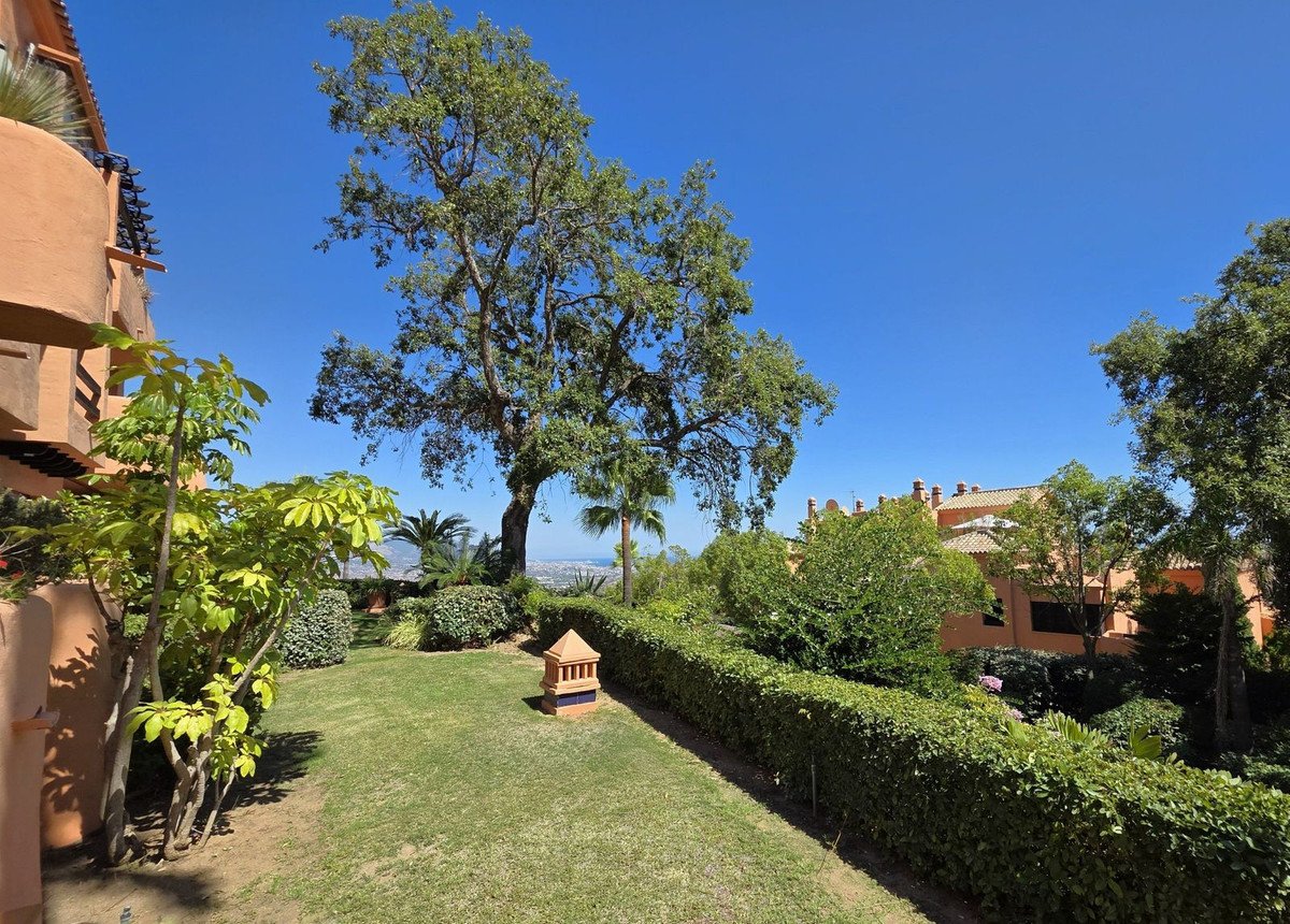 2 Bed Ground Floor Apartment in La Mairena