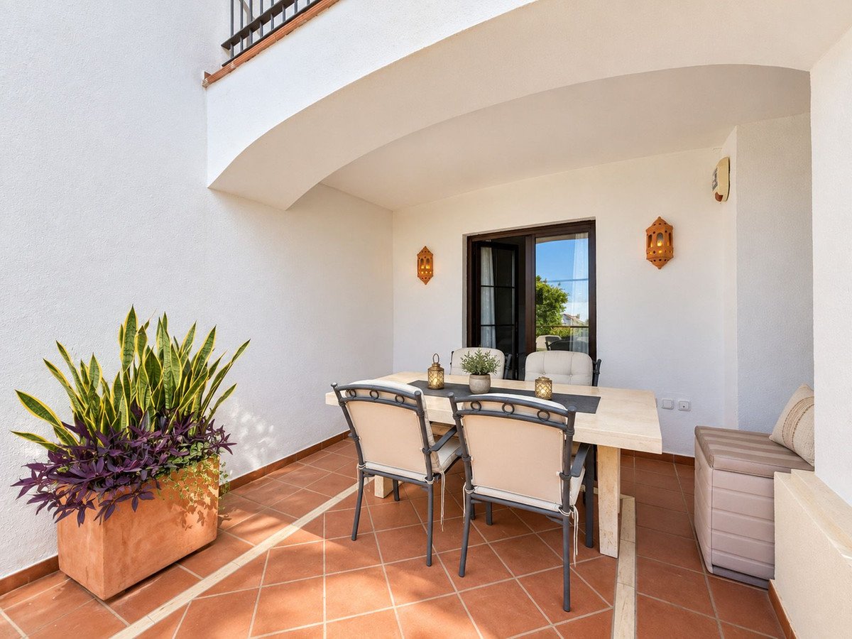 2 Bed Ground Floor Apartment in Los Arqueros