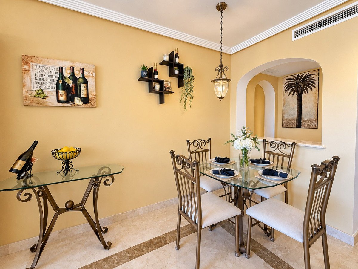 2 Bed Ground Floor Apartment in Los Arqueros