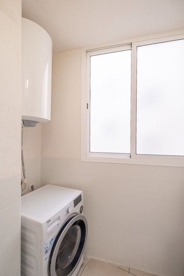 3 Bed Middle Floor Apartment in La Campana