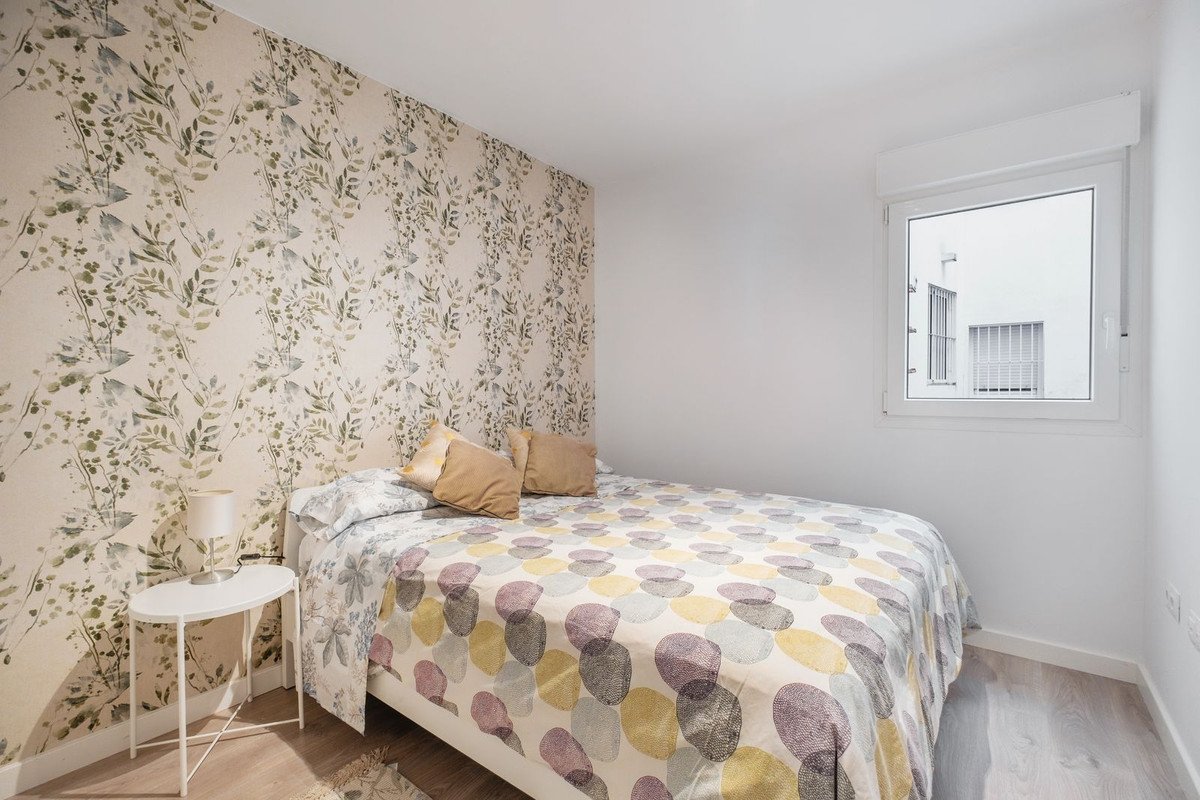 3 Bed Middle Floor Apartment in La Campana