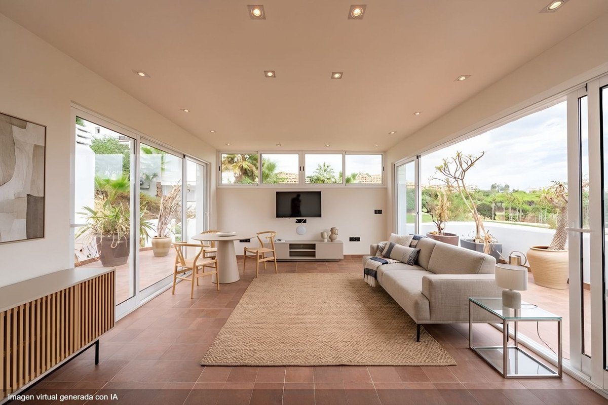 3 Bed Semi-Detached House in Benalmadena Pueblo