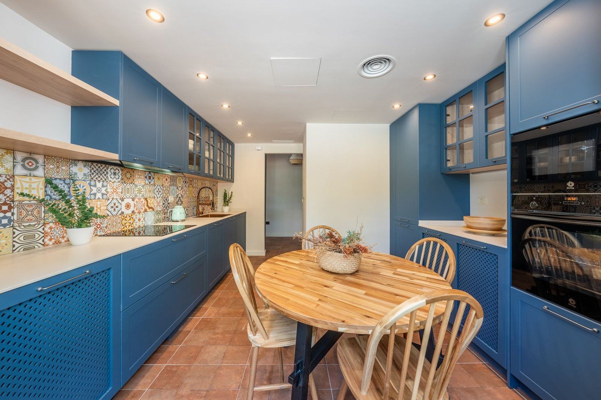 3 Bed Semi-Detached House in Benalmadena Pueblo