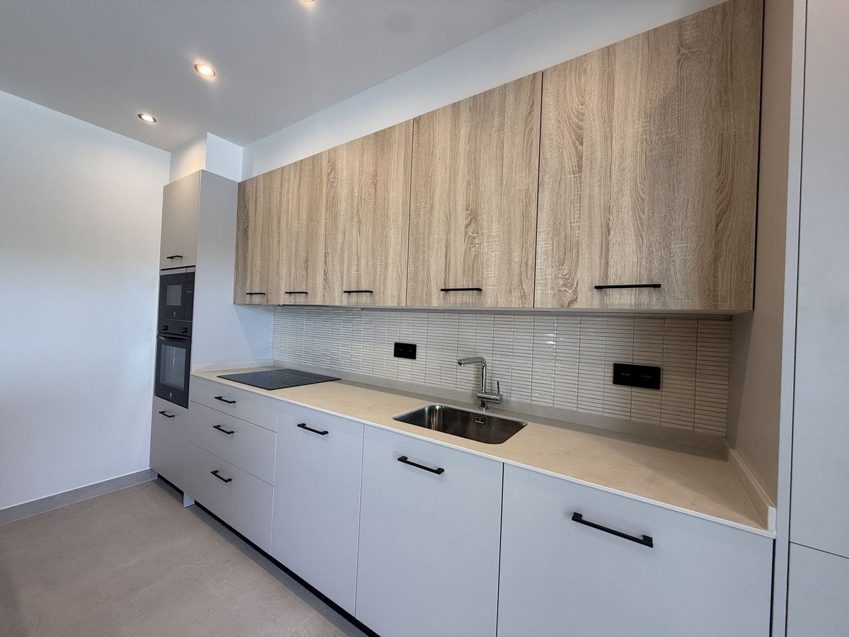 3 Bed Semi-Detached House in Benalmadena Pueblo