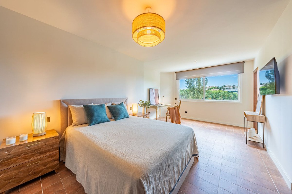 3 Bed Semi-Detached House in Benalmadena Pueblo