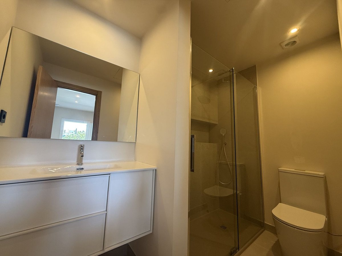 3 Bed Semi-Detached House in Benalmadena Pueblo