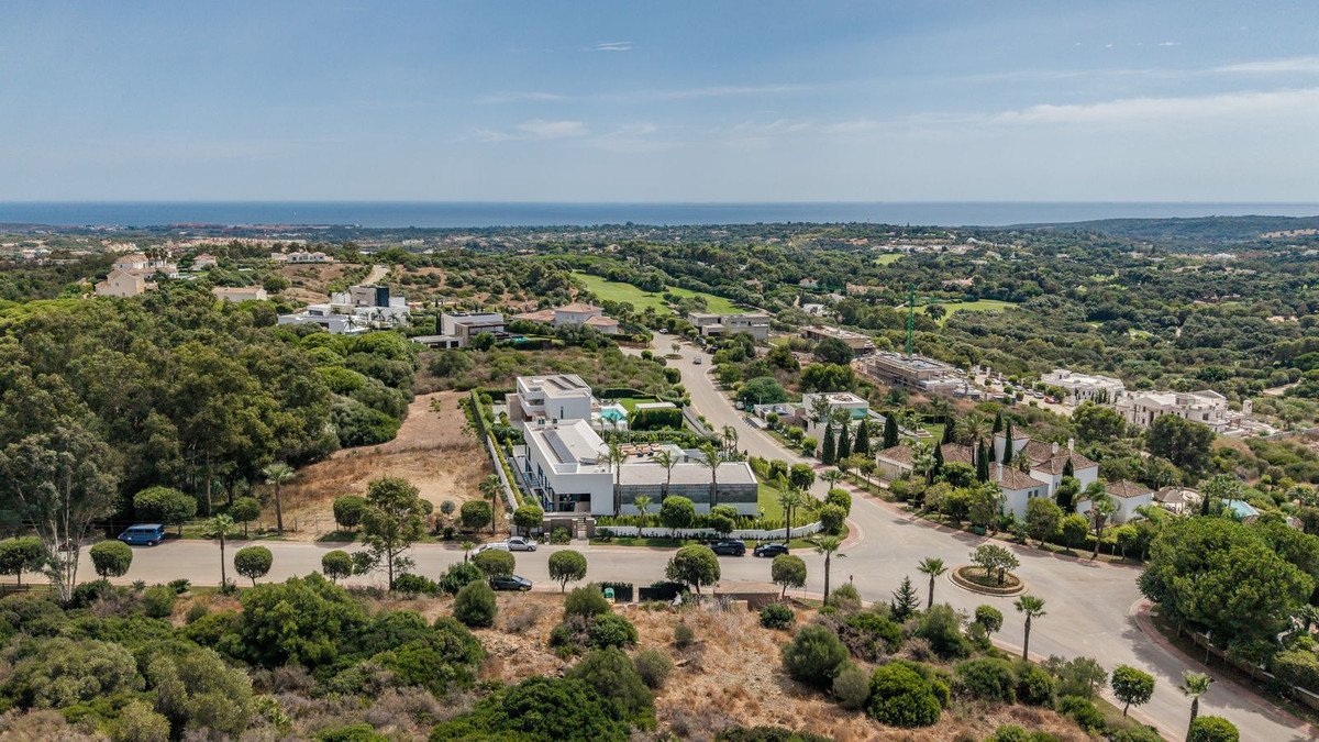 6 Bed Detached Villa in Sotogrande