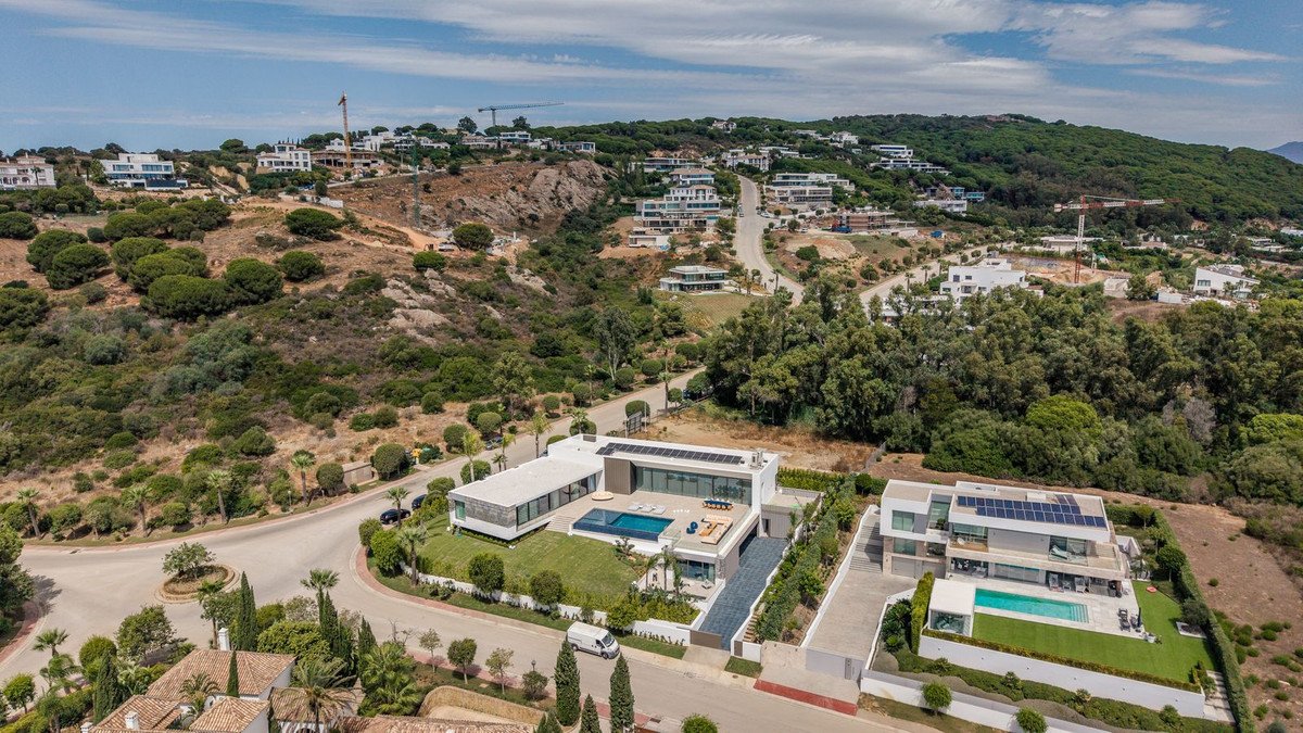 6 Bed Detached Villa in Sotogrande