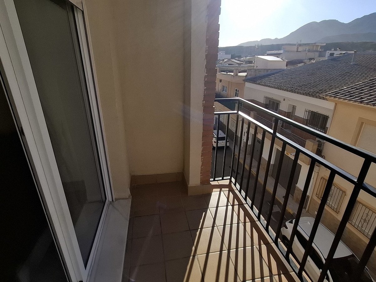 2 Bed Ground Floor Apartment in Turre