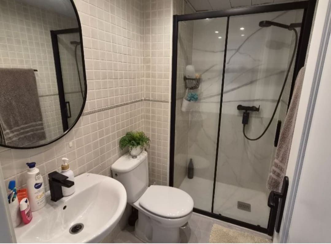 2 Bed Middle Floor Apartment in Riviera del Sol