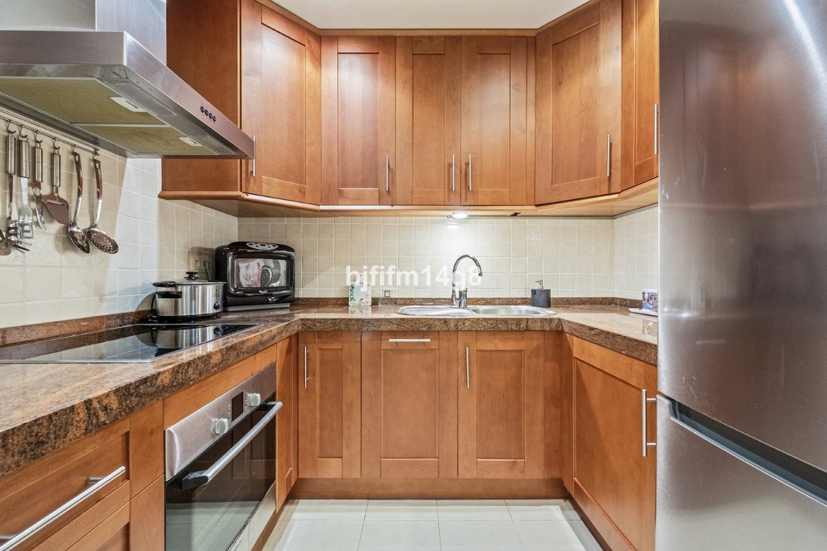 1 Bed Ground Floor Apartment in Benahavís