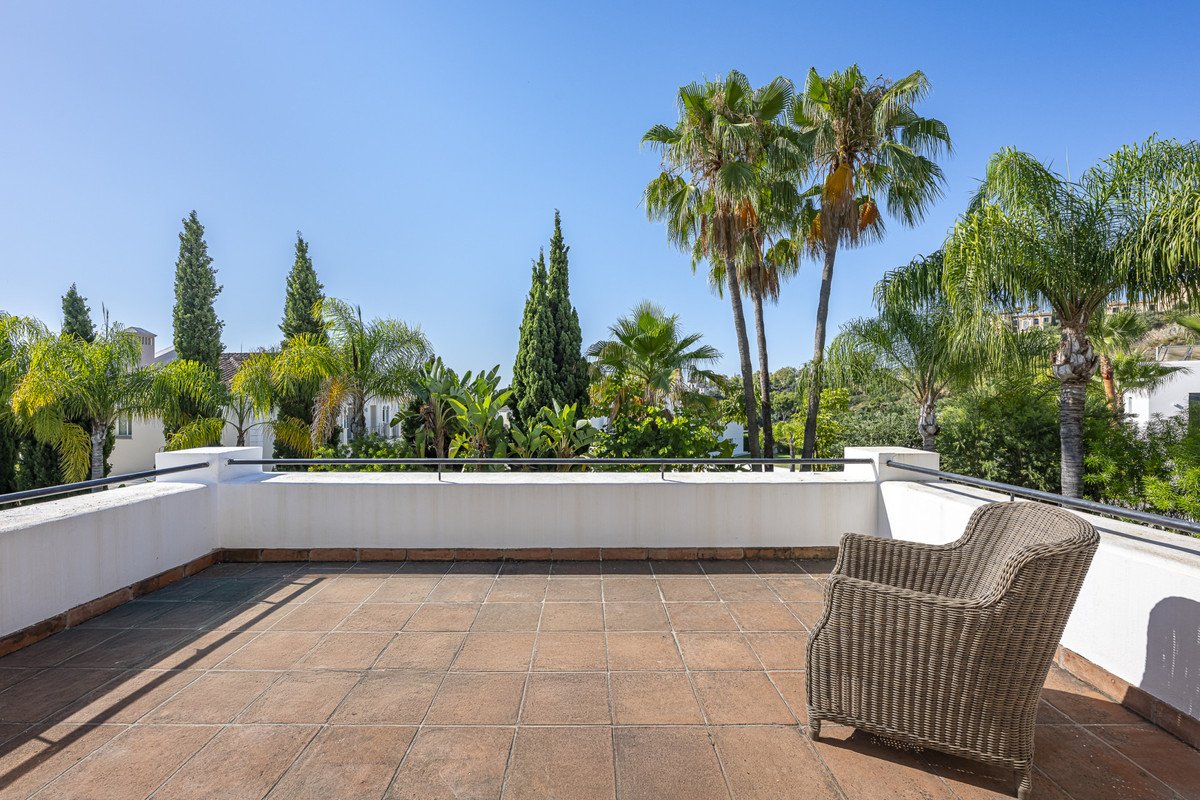 5 Bed Detached Villa in Benahavís