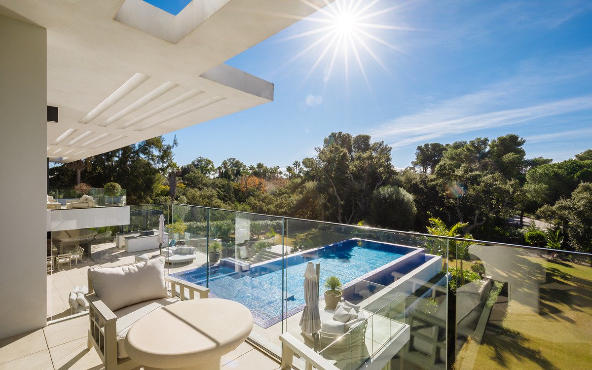 7 Bed Detached Villa in Sotogrande Costa