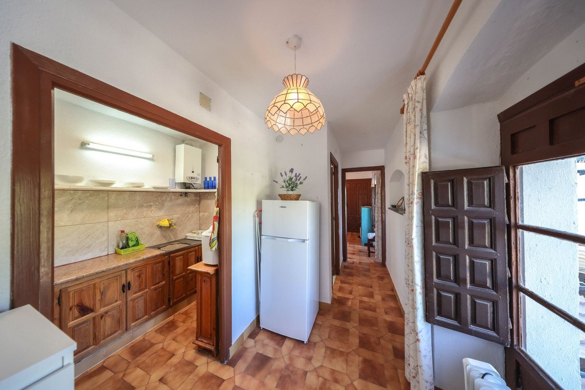 1 Bed Penthouse in Coín