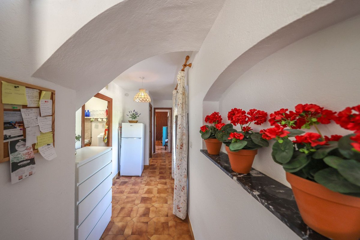1 Bed Penthouse in Coín