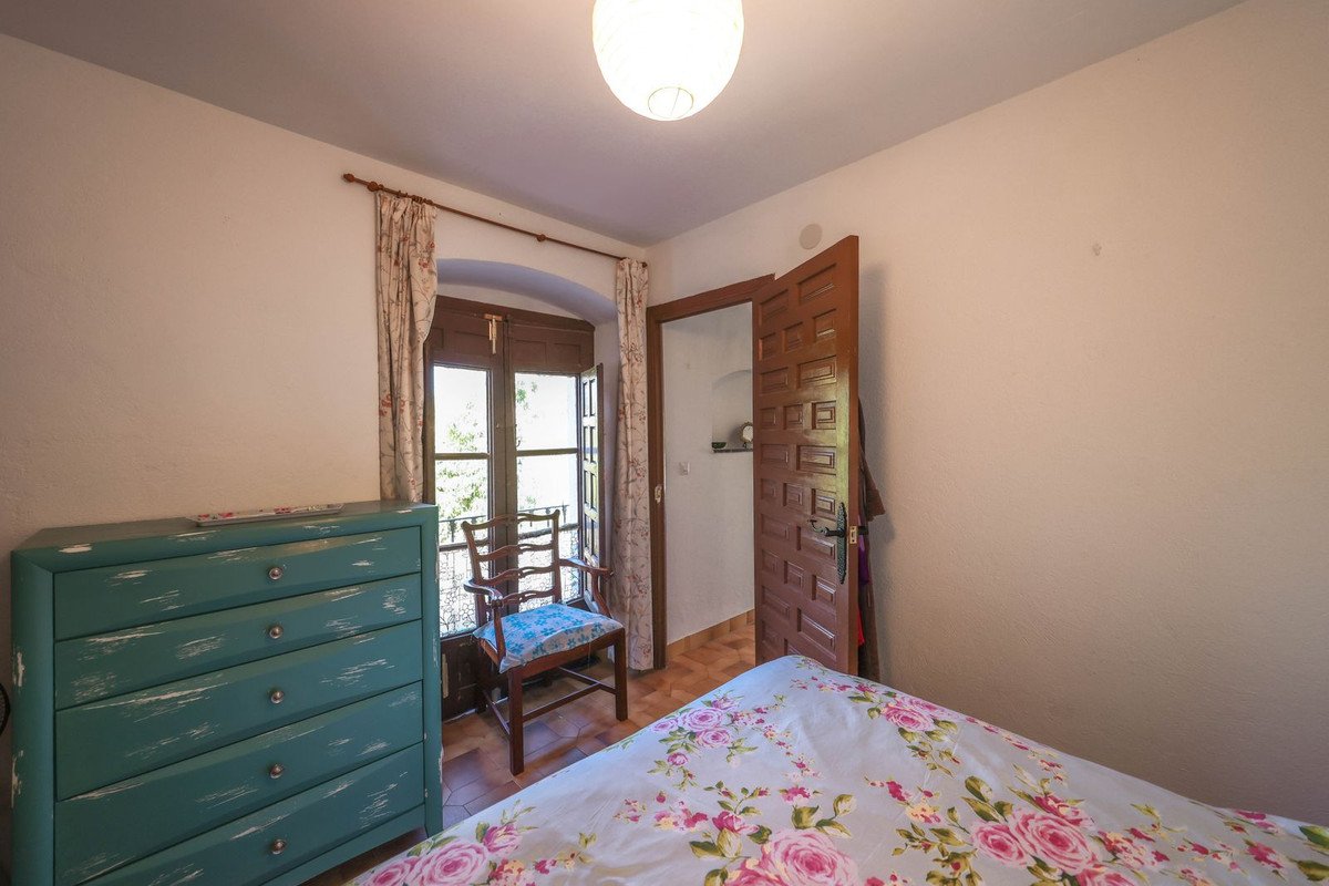 1 Bed Penthouse in Coín