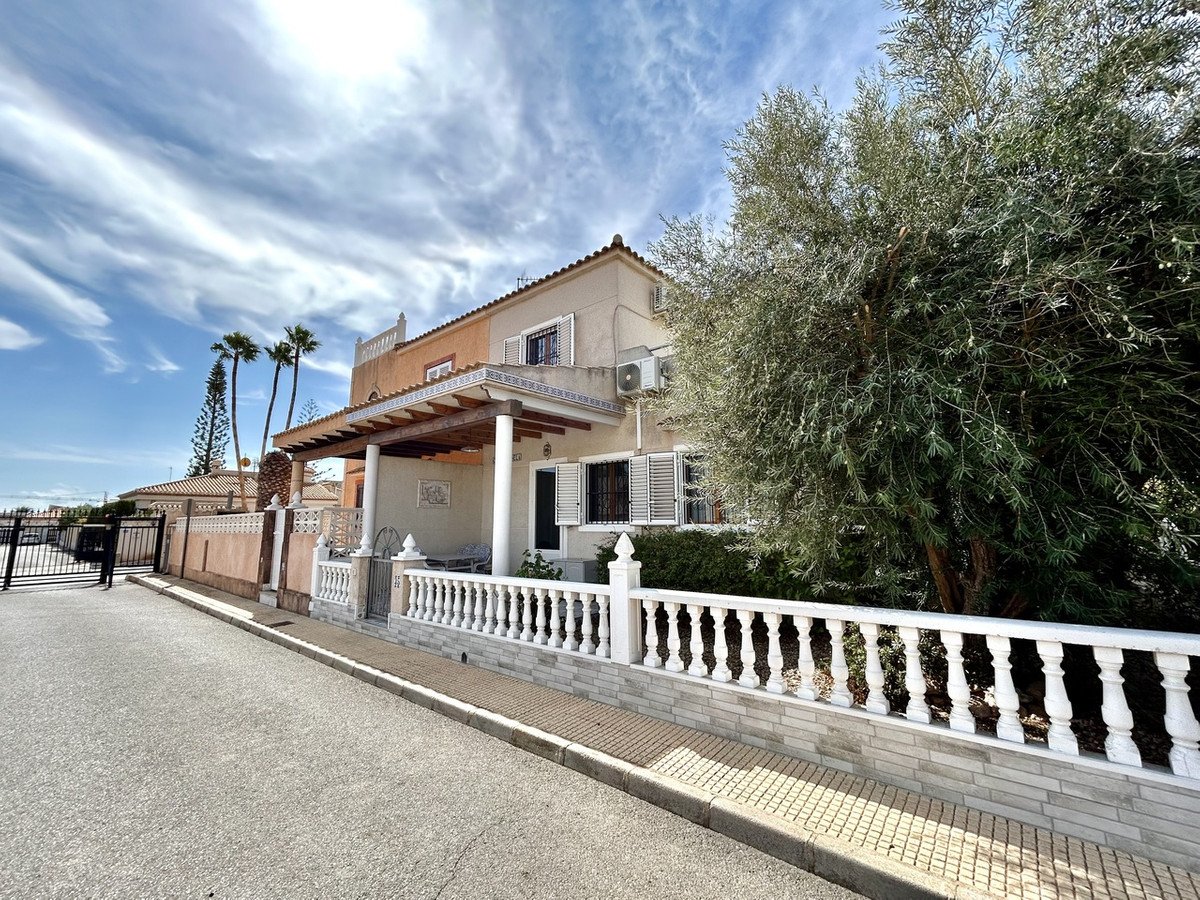 2 Bed Townhouse in Playa Flamenca