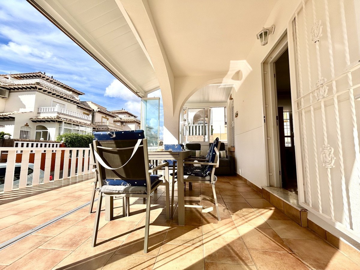2 Bed Townhouse in Cabo Roig