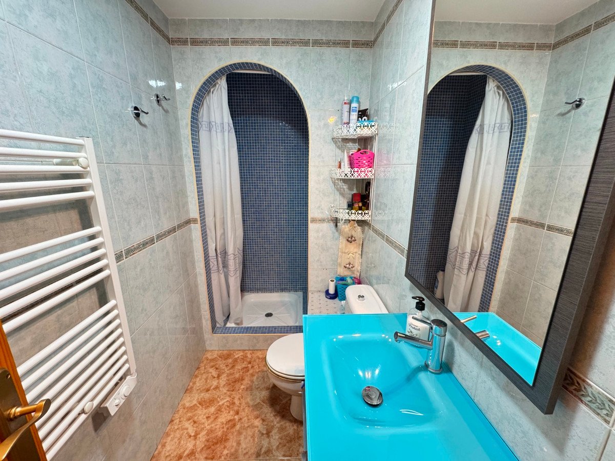 3 Bed Middle Floor Apartment in Guardamar del Segura