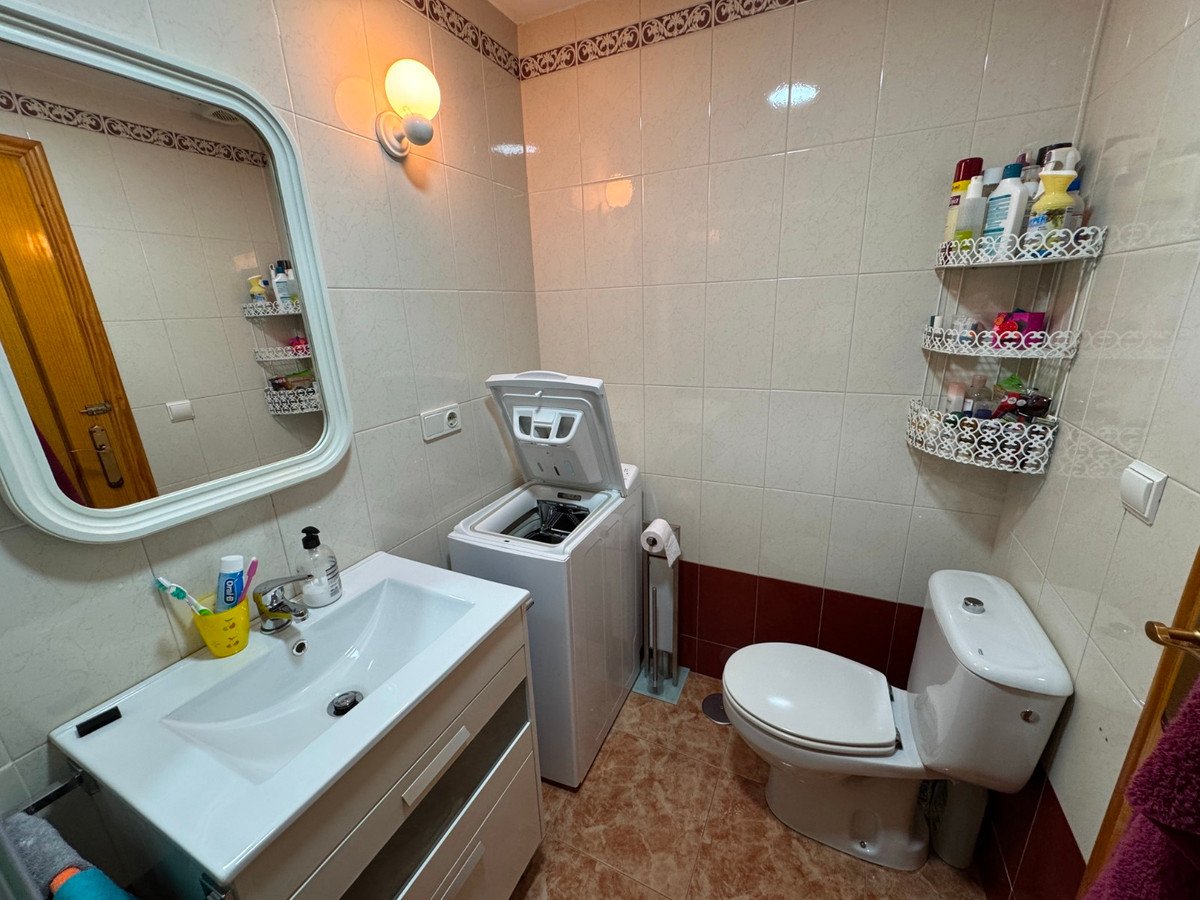 3 Bed Middle Floor Apartment in Guardamar del Segura
