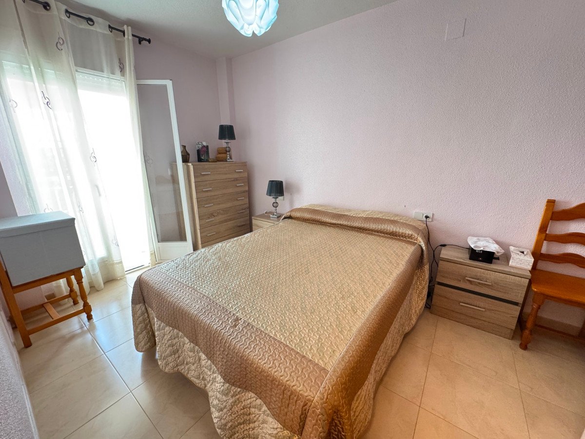 3 Bed Middle Floor Apartment in Guardamar del Segura
