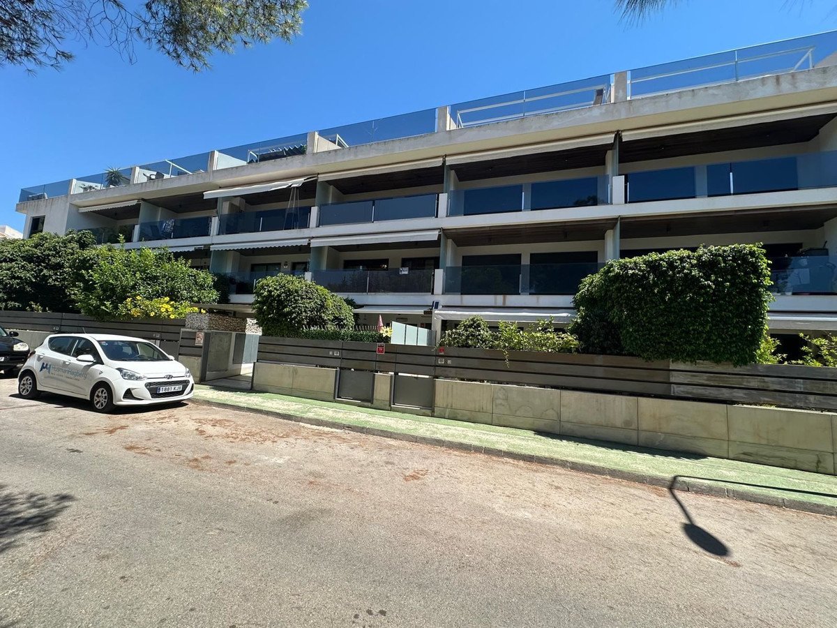 2 Bed Middle Floor Apartment in Campoamor