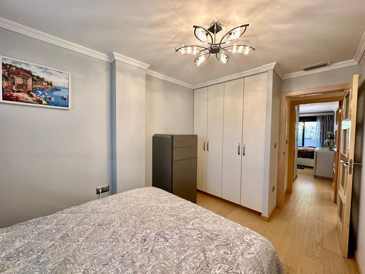 2 Bed Middle Floor Apartment in Campoamor