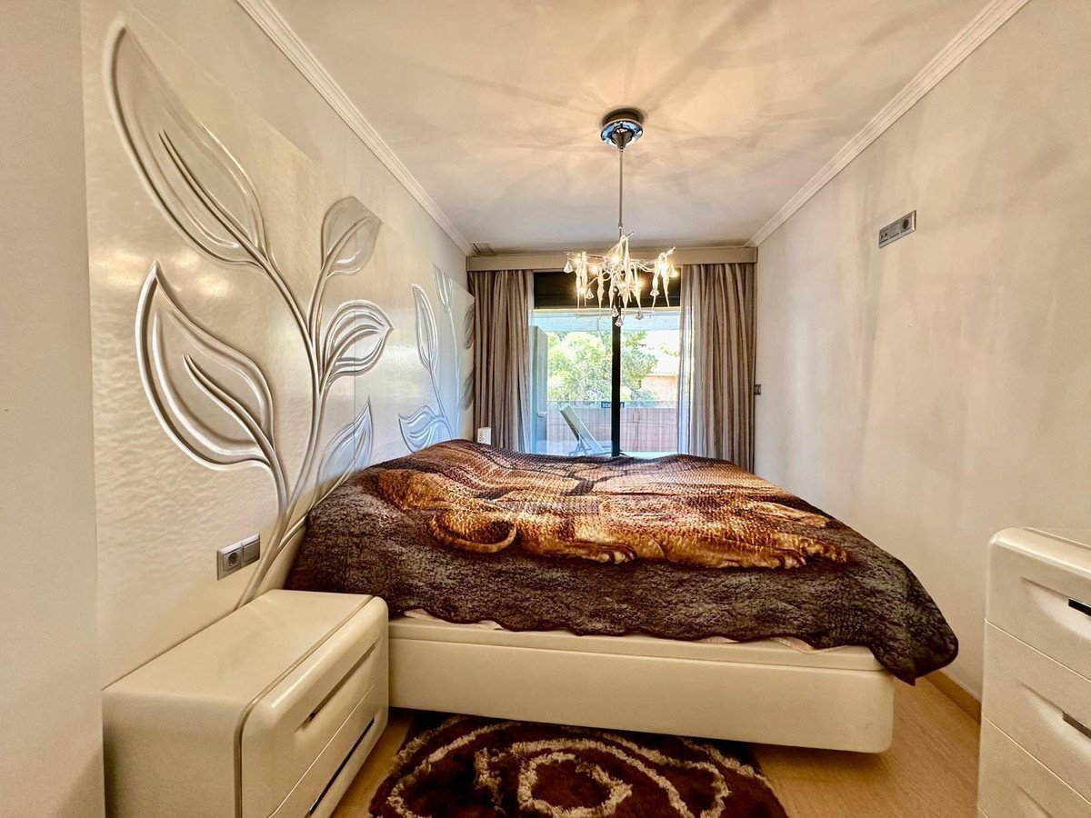 2 Bed Middle Floor Apartment in Campoamor