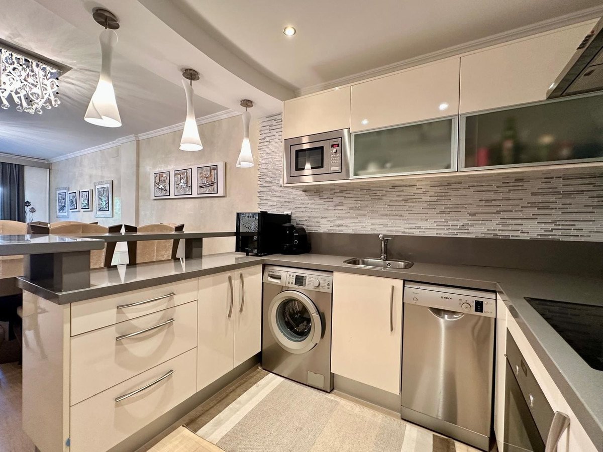 2 Bed Middle Floor Apartment in Campoamor