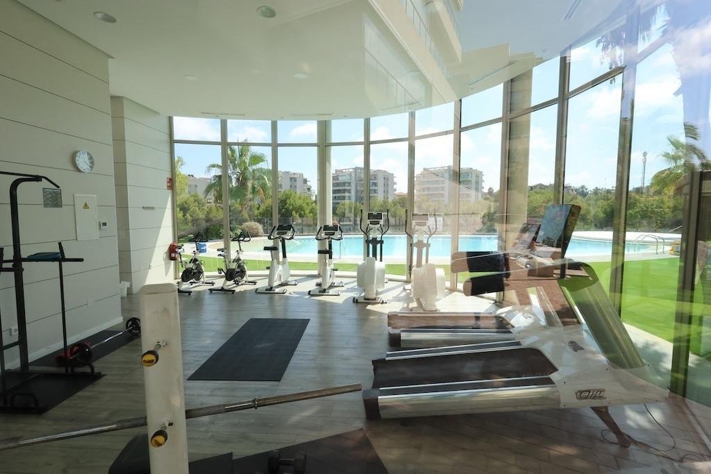 2 Bed Middle Floor Apartment in Los Dolses