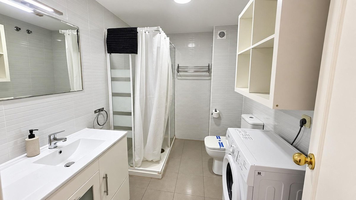 1 Bed Middle Floor Apartment in Benalmadena