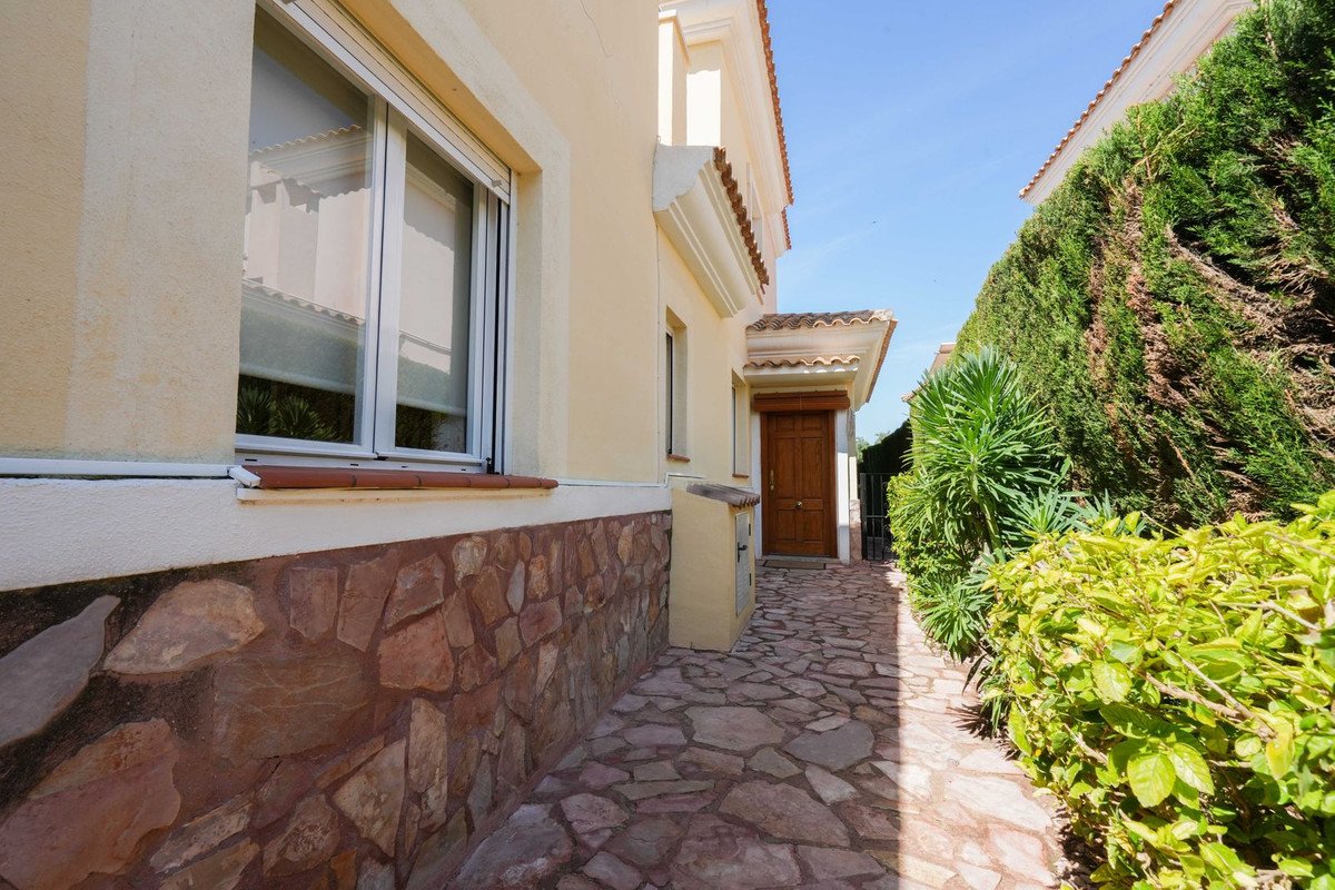 3 Bed Semi-Detached House in Bonalba