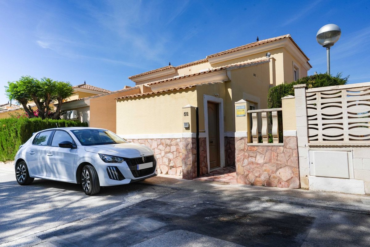 3 Bed Semi-Detached House in Bonalba