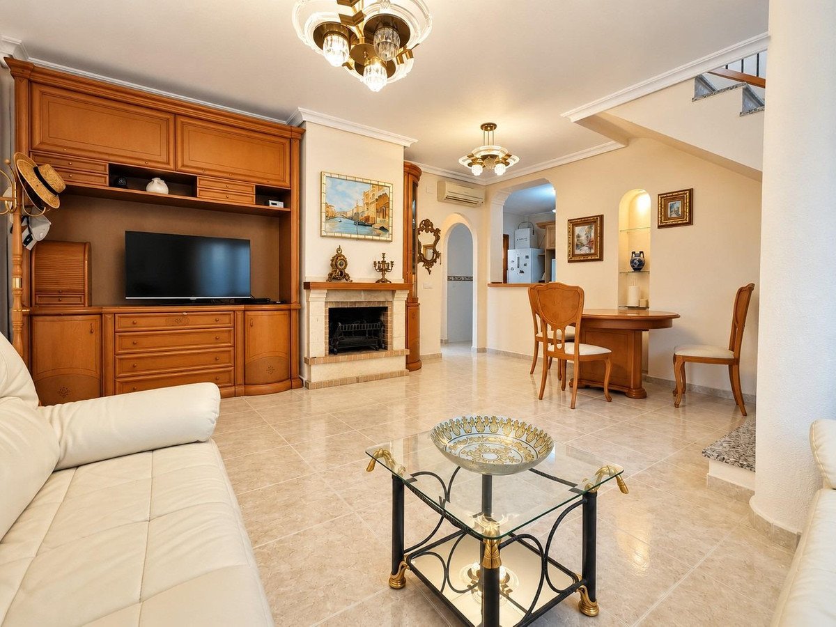 3 Bed Detached Villa in Orihuela Costa