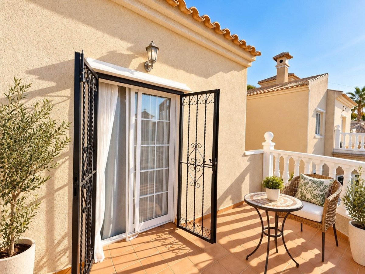 3 Bed Detached Villa in Orihuela Costa