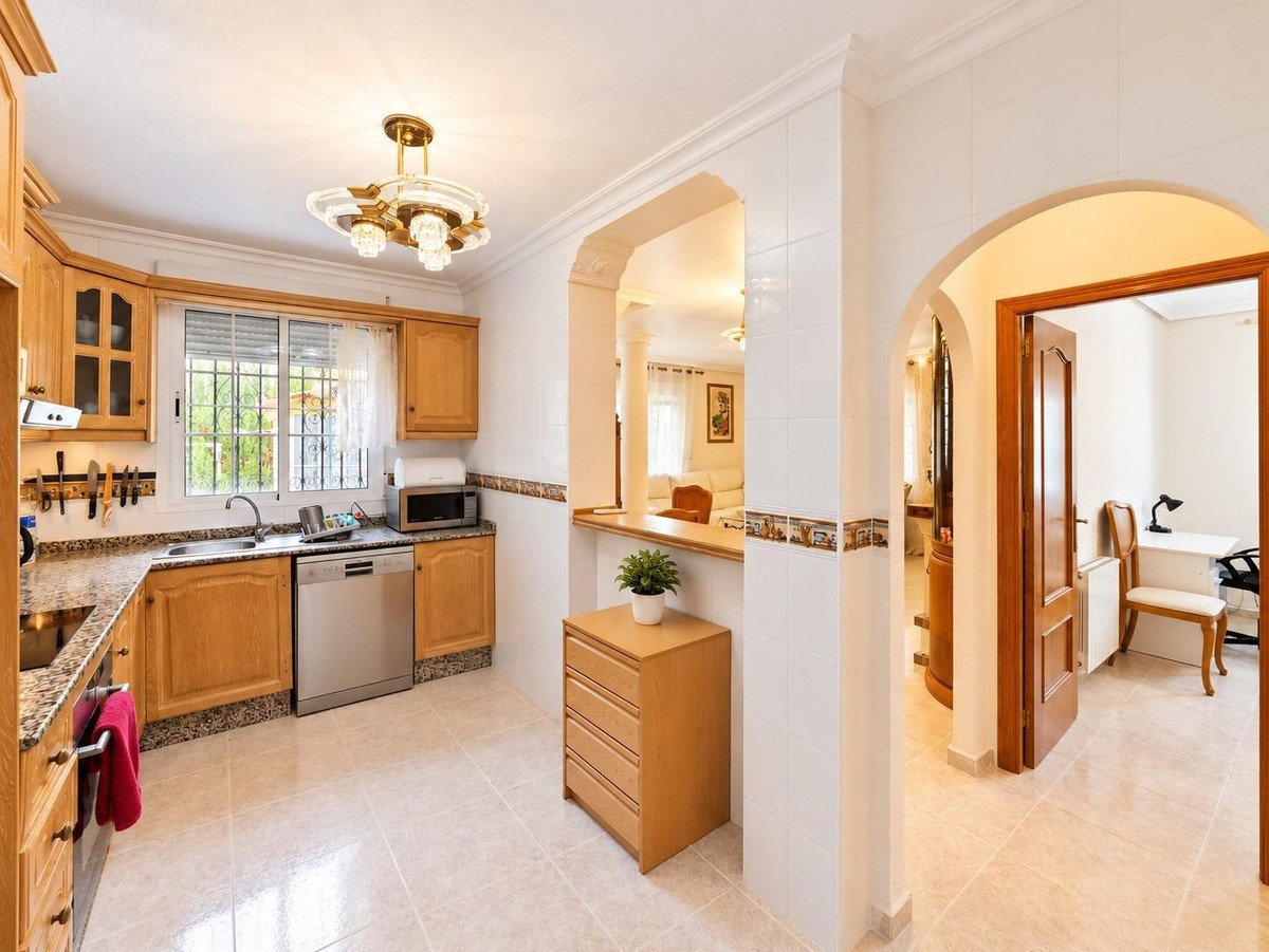 3 Bed Detached Villa in Orihuela Costa