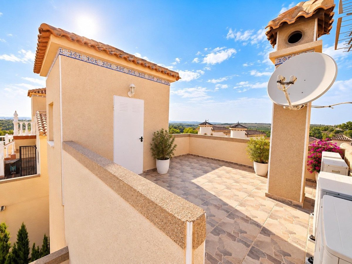 3 Bed Detached Villa in Orihuela Costa