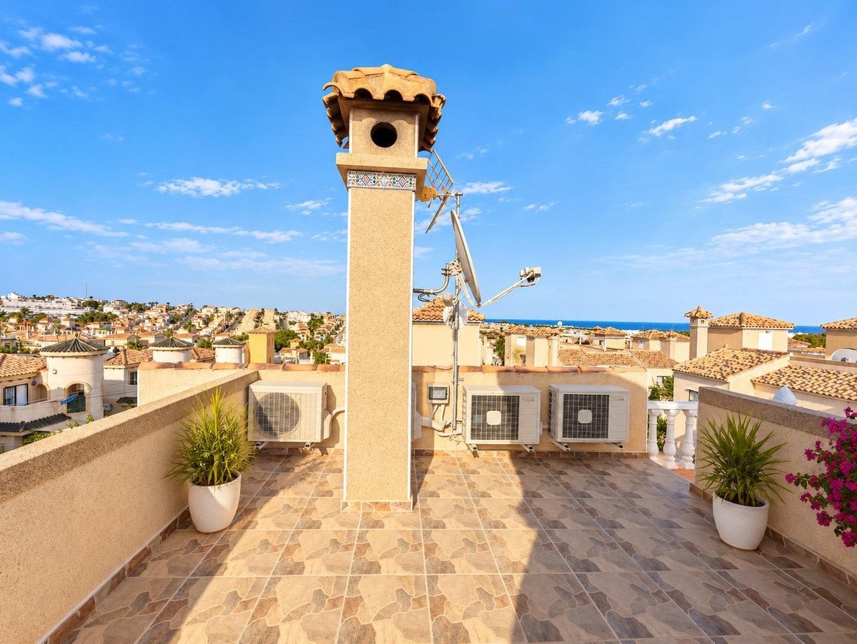 3 Bed Detached Villa in Orihuela Costa