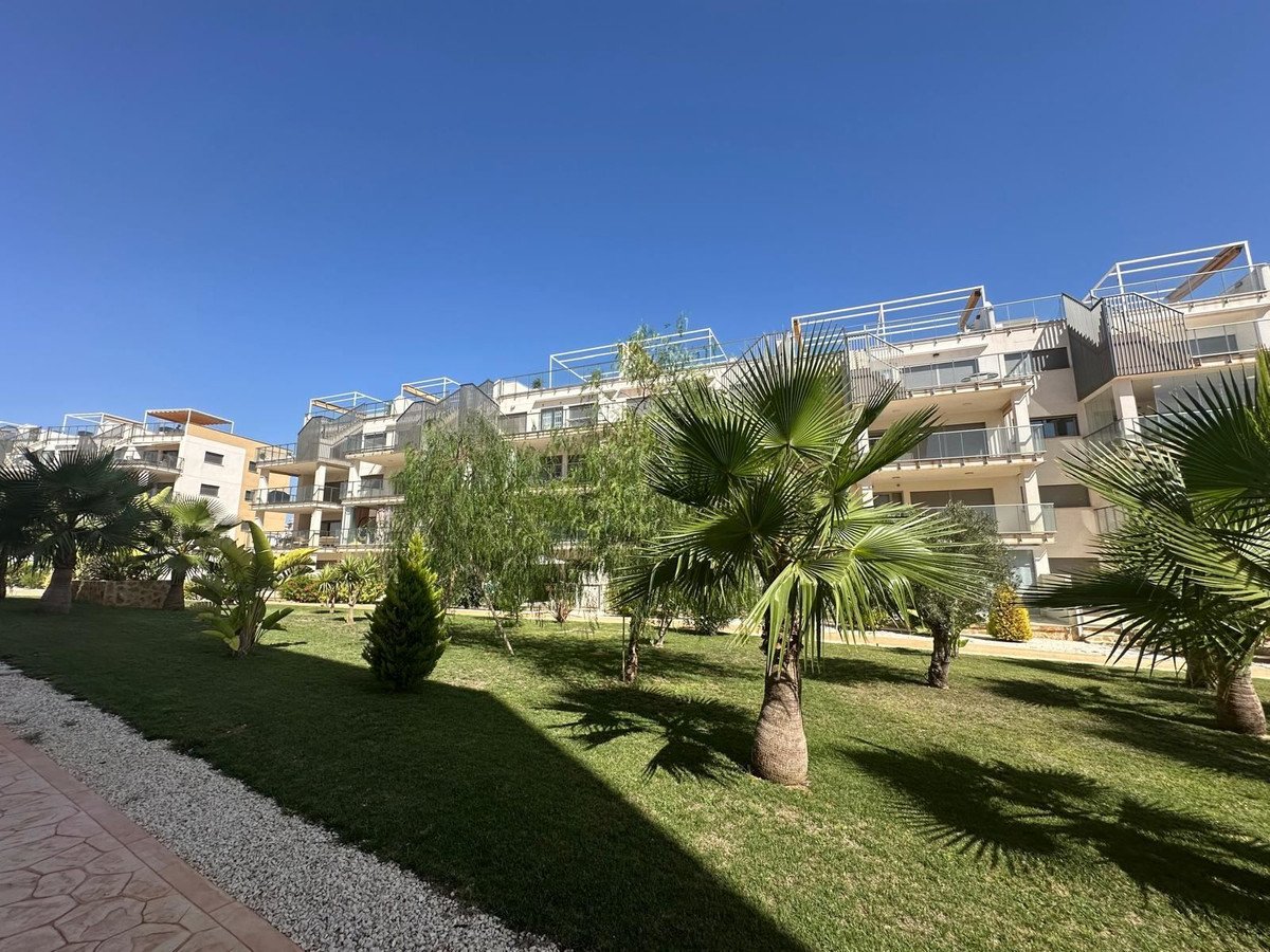 3 Bed Middle Floor Apartment in Los Dolses